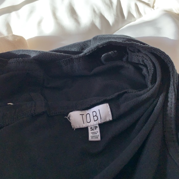 🟣 Black Tobi Snap Top - Picture 3 of 3